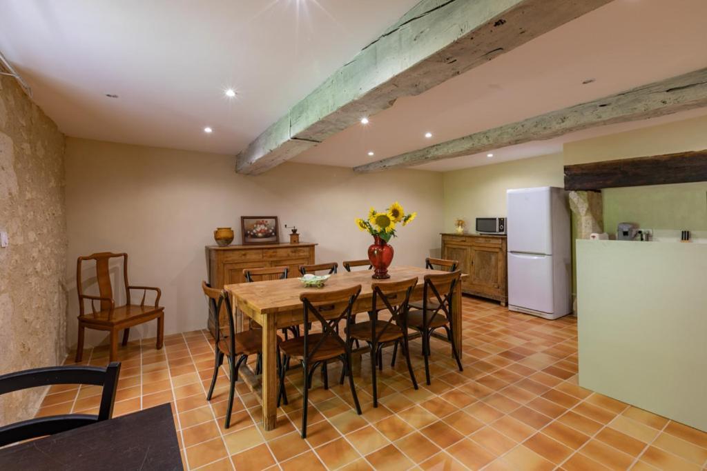 Bed and Breakfast Domaine De Laplan Cezan Экстерьер фото