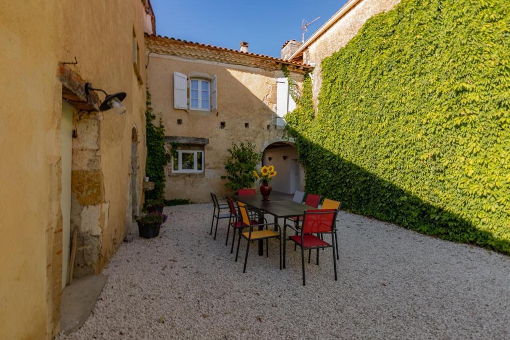 Bed and Breakfast Domaine De Laplan Cezan Экстерьер фото